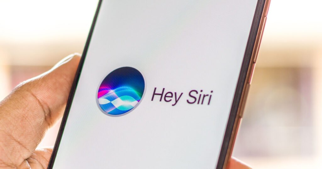 Siri vs Chatgpt-4o which one is better for phone?